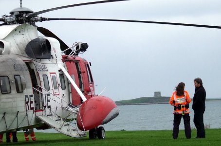red-island-heli.jpg